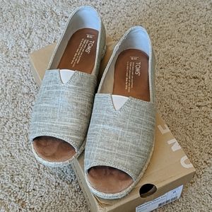 TOMS Alpergata Open Toe Shoe